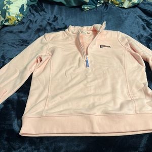 Light pink vineyard vines sweatshirt